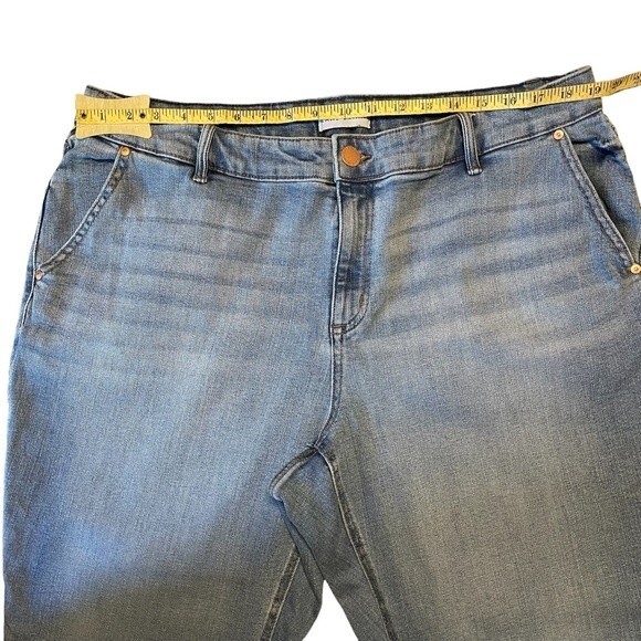 Lane Bryant Flex Magic Waistband High Rise Straight Leg Jeans Plus Size 18 - Picture 8 of 9